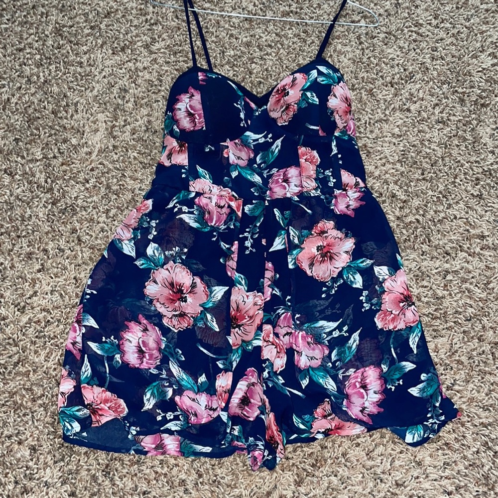 Xhilaration Blue and Pink Floral Romper. Size: Medium